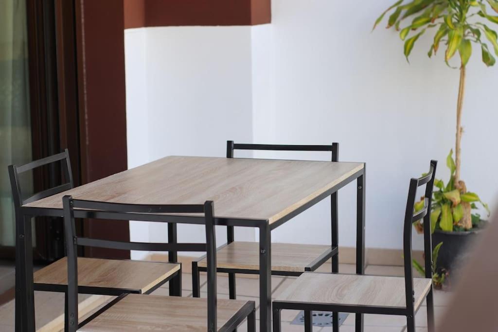 Oasis In Estepona With Parking 5Min From The Beach Exterior foto